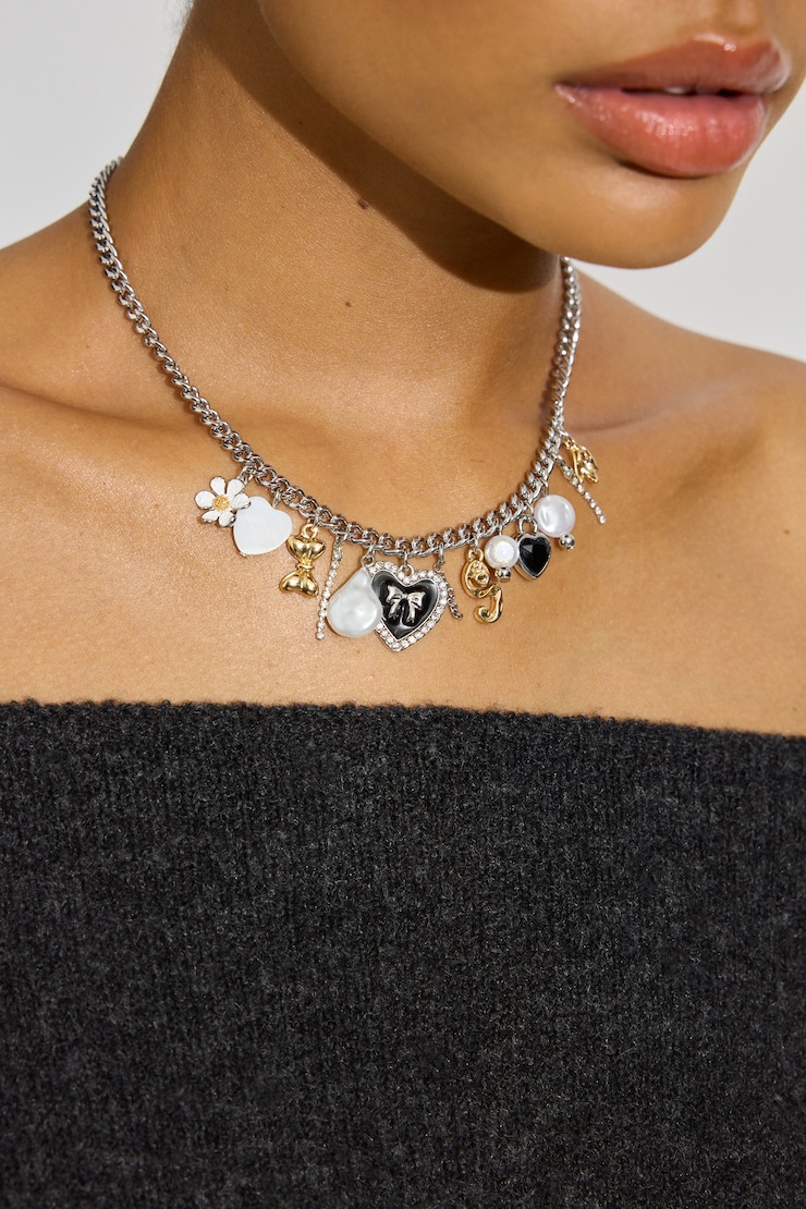 Vintage Hearts & Pearls Charm Necklace Gray