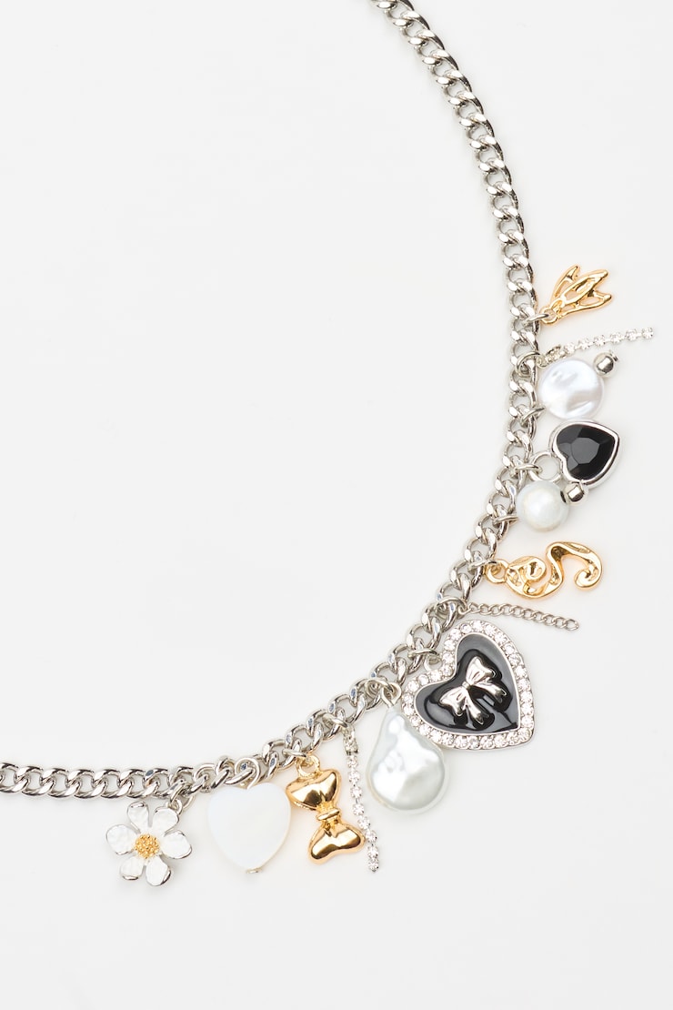 Vintage Hearts & Pearls Charm Necklace Gray - Image 4