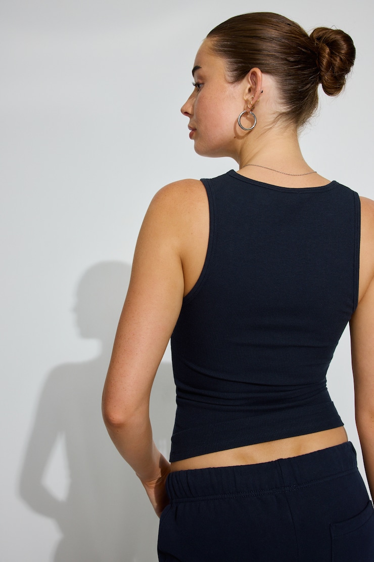 Scoop Neck Ribbed Tank Top Navy - Image 4